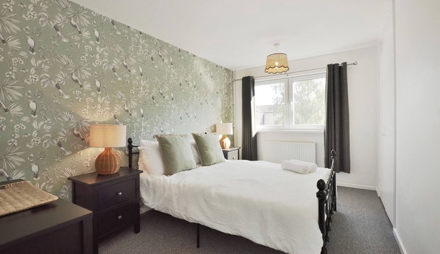 Large 2-BR | City Home | Free Parking | Sleeps 6