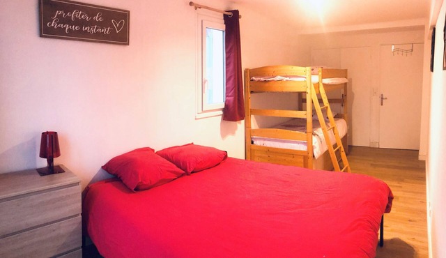 Large 2-room apartment at the foot of the slopes