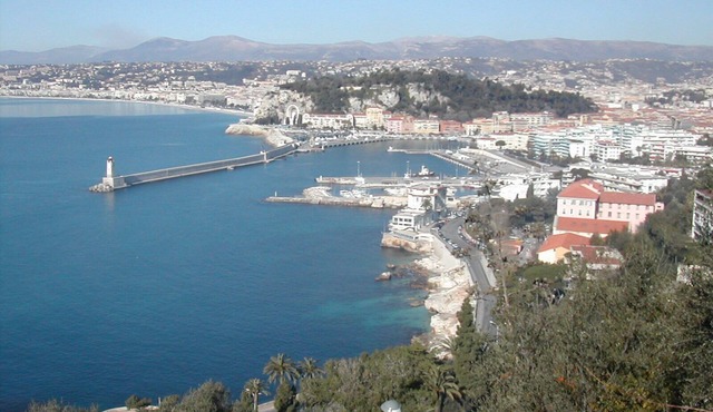Large 2 rooms, port of Nice
