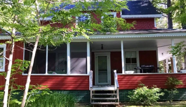 Large 2-Story Cabin w/Canoe/Kayaks on Lake Hebron in Monson, by Moosehead Lake