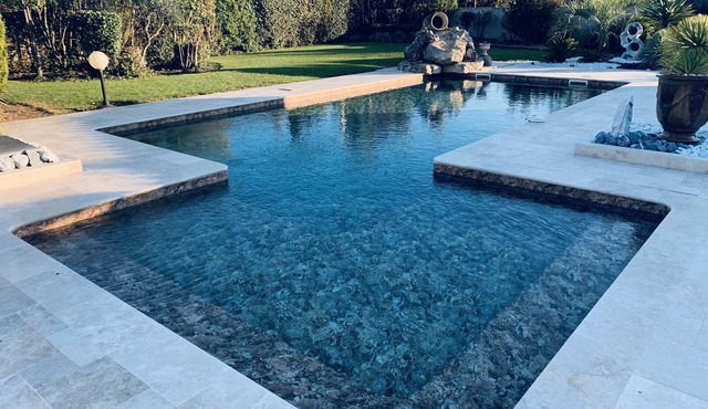 Large 200 m² family villa, ideal for families and groups of friends