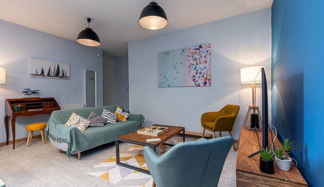 Large 3 Bdr City Center