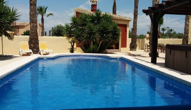 Large 3 bed villa with private pool, with mountain view in rural location
