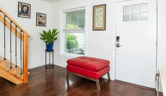 Large 3-bedroom bungalow near IU stadiums