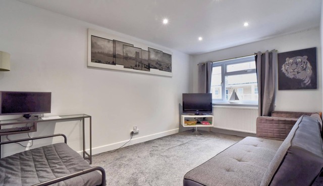 Large 3 bedroom Maisonette in Maldon