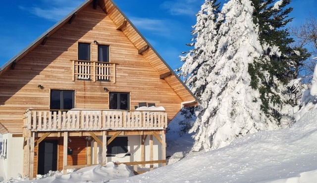 Large 4* Balneo Zen Altitud Chalet with Sauna 300 meters from the ski slopes