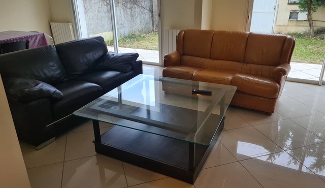 Large 4 bedroom house Mérignac