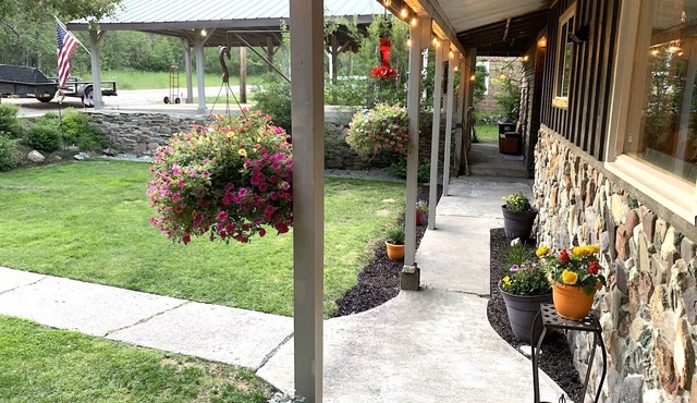 Large 5 Bed 3 Bath Cabin with 2 Full Kitchens will accommodate a larger group.