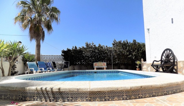 Large 5 bedroom villa private pool Costa Blanca Spain sleeps 12.