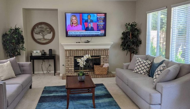 Large 5 Bed Home in a Gated Community