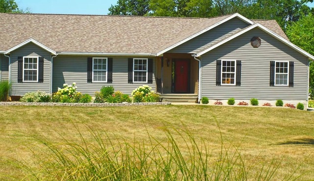 Large 5 Bedroom, 4 Bath Country Villa w/Home Theater