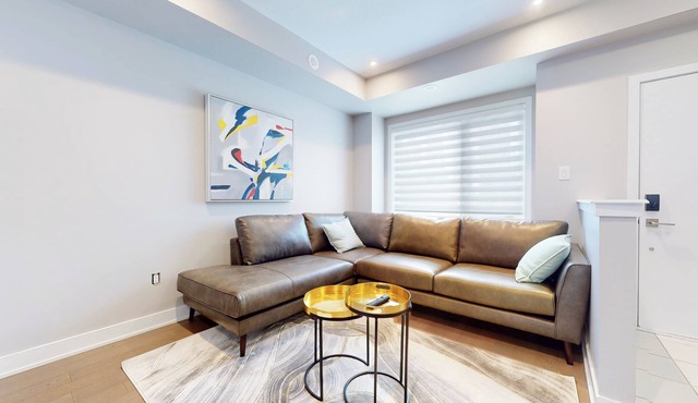 Large 5 Bedroom/5 Bath [Near Rogers Stadium/Downsview by Keele and Wilson St]