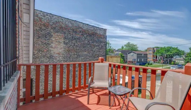 Large 5BR House*4 Parking*Downtown 15min*Sleep 15*