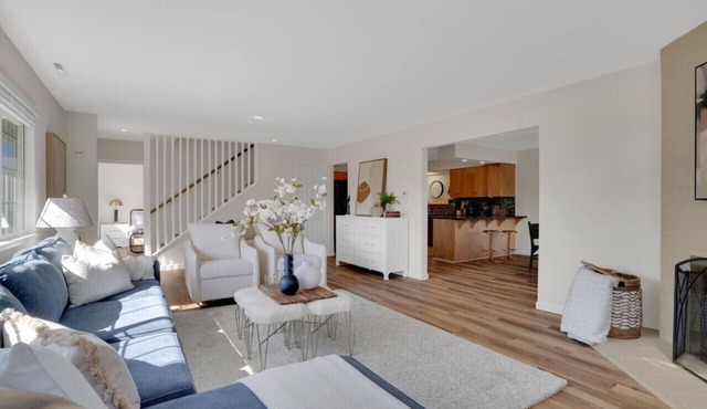 Large 6 Bedroom Near Napa | Sleeps 12 l Game Room