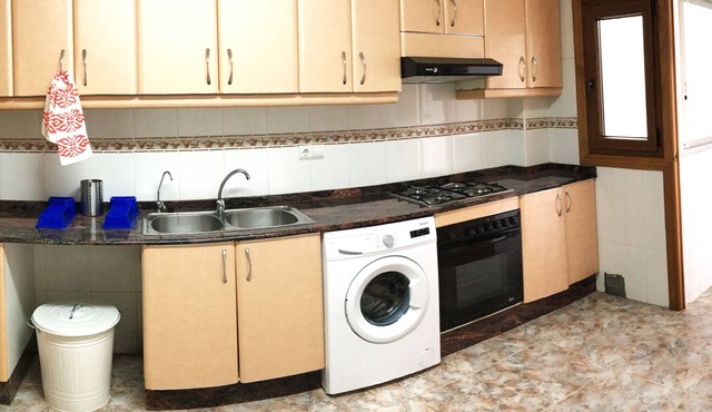 Large 7 bedroom apartment close to the beach
