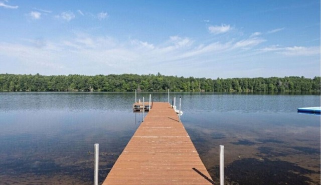 Large 7-bedroom cabin with beautiful views in welcoming Siren, Wi.