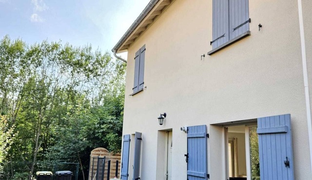 Large 90m² house 25 minutes from Lyon