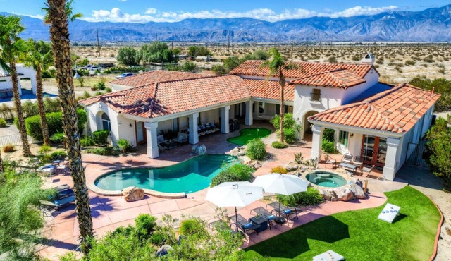 Large Acreage, Pool, Spa, Indoor and Outdoor Games