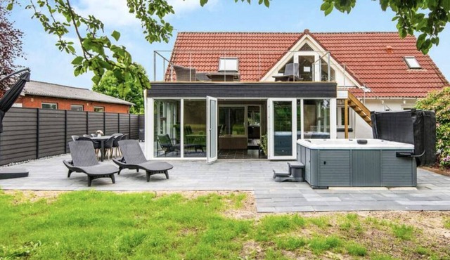 Large activity house with free waterpark and bowling.