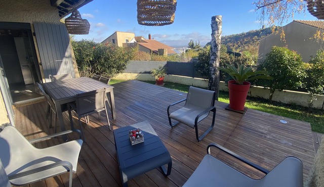 Large and beautiful Villa 4 people in a quiet area