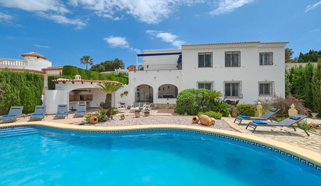 Large and comfortable villa with private pool in Javea, on the Costa Blanca, Spain for 8 persons
