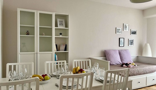 Large Apartment close to the Old Town