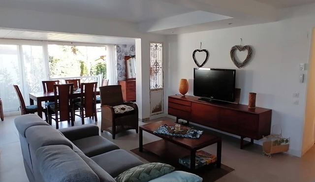 Large apartment in Hendaye with private garden