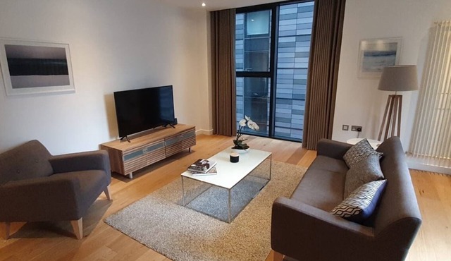 Large apartment in one of Edinburgh's most desirable locations