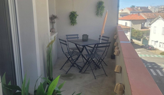 Large apartment in the center of Agen with air conditioning and private parking