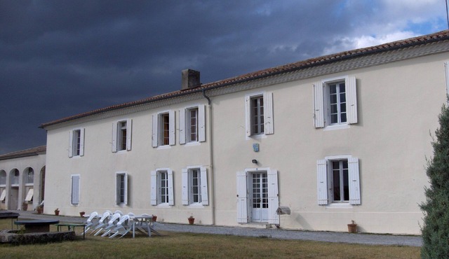 Large apartment, south-facing view