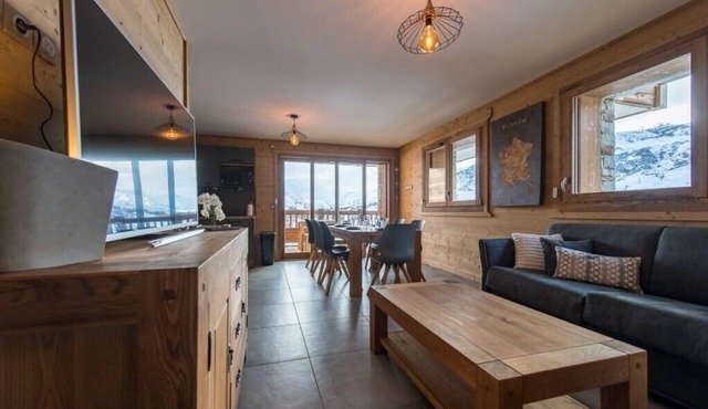 Large apartment up to 8 guests