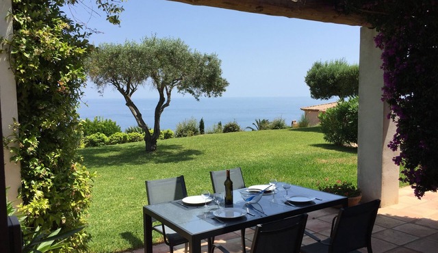 Large apartment with outstanding sea view