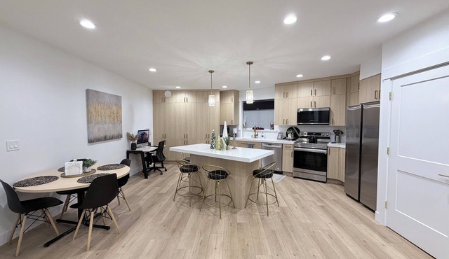 Large Apt - Perfect for Big groups