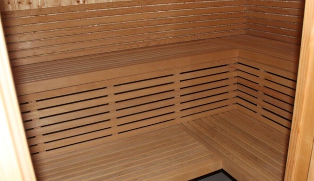 Large architect-designed house with pool