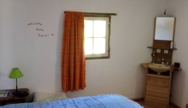 Large atypical country house. Pets allowed