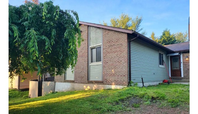 Large Basement 2 room Apartment, Totally private!