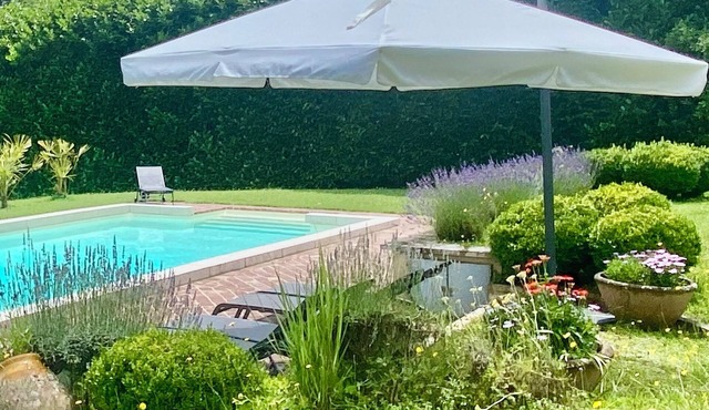 Large beautiful secluded house in the Dordogne for 10 people - pool - wi-fi