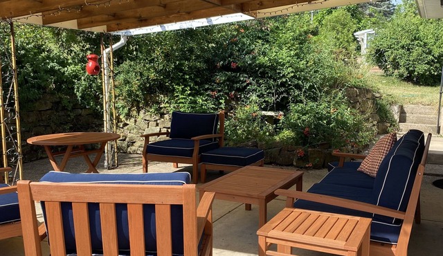 Large, Beautiful Mid Century Mountain House.