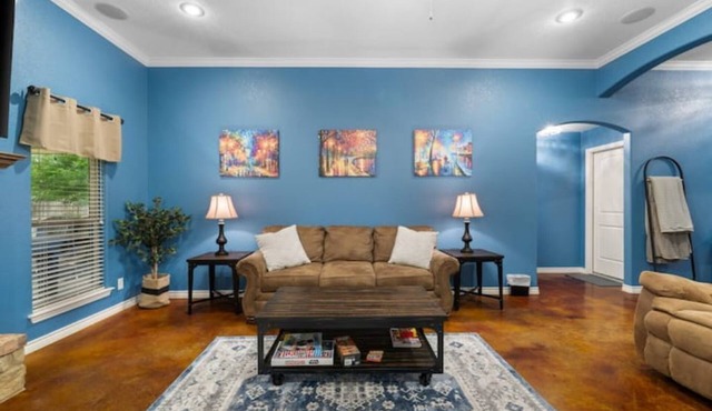 Large Belton Home near Expo Ctr