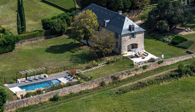 Large, comfortable country house with swimming pool and lovely views.