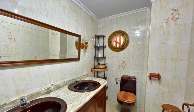 Large capacity house in Santander - Melgarden Apartments