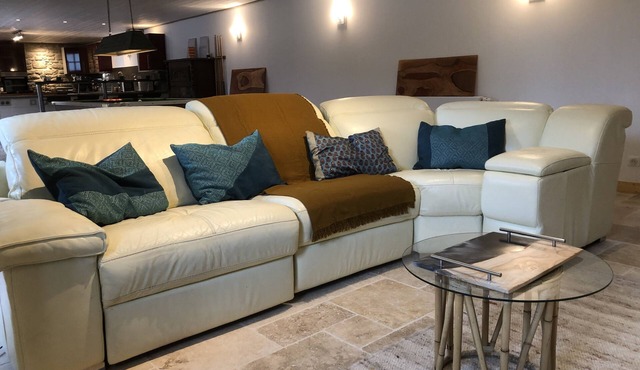 Large capacity RELAX cottage in the countryside