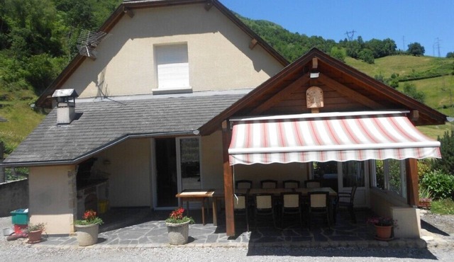 large capacity village house