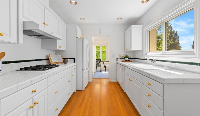 Large Capitol Hill Home Family Retreat