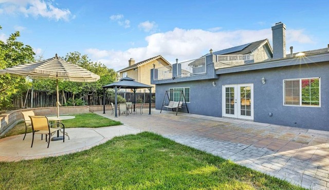 Large | Central Home | Private| Crib | King Bed