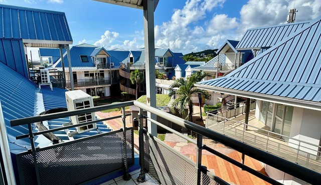 Large central T3, ideal for a family or business stay