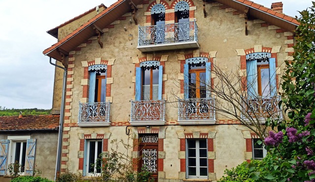 Large, charming, quiet house with garden