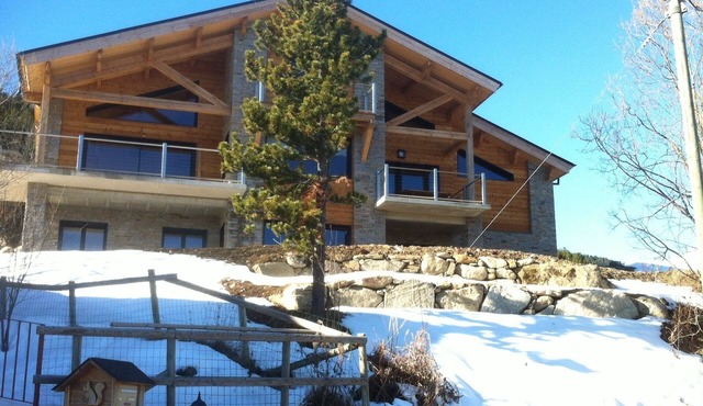 Large chalet 12 people