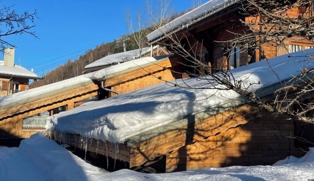 Large chalet at the foot of the slopes, 8 bedrooms and 8 bathrooms and sauna
