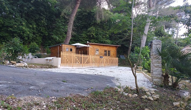 Large Chalet in full nature, with amazing views over the heights of Nice